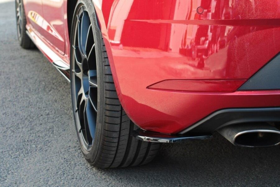 Bakre Flaps V.1 Seat Leon Cupra Mk3 FL Hatchback – bilde 1 av 2