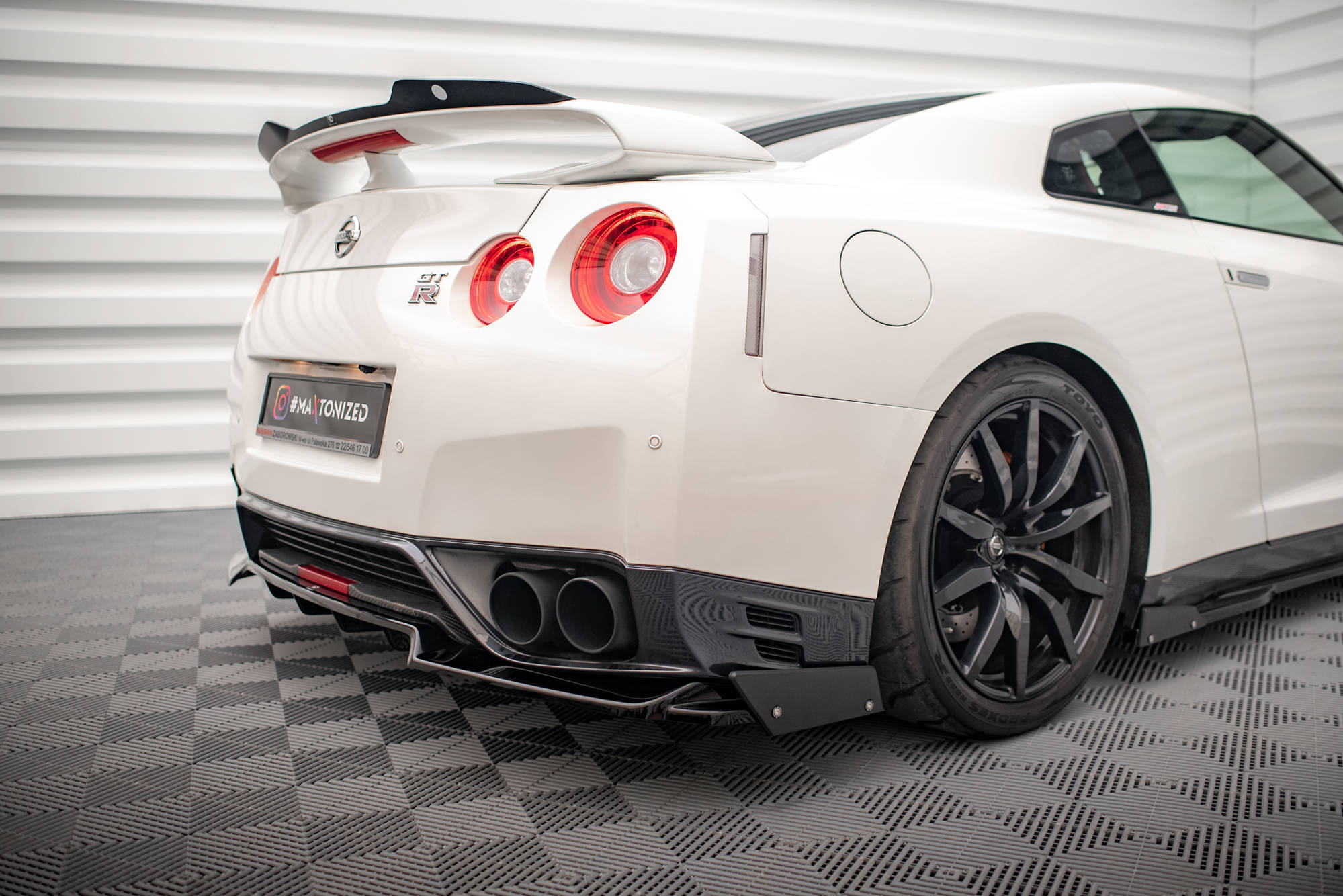 Diffuser Med Flaps Nissan GTR R35 Facelift - Bilde 3
