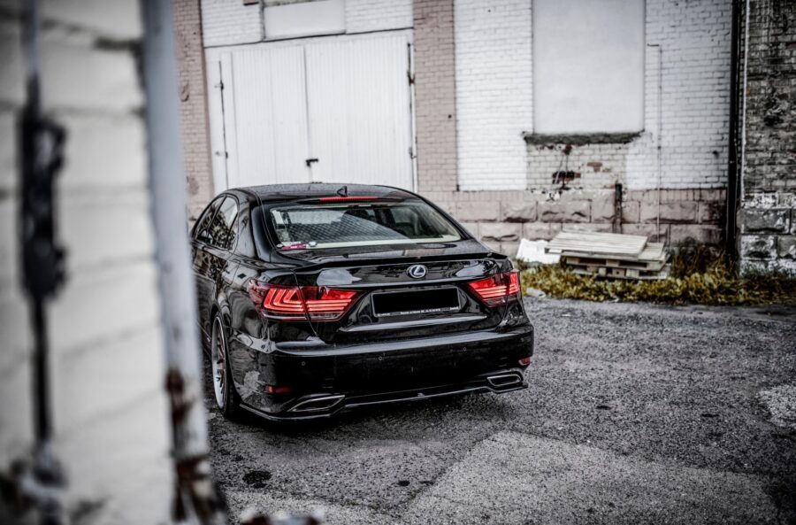 Diffuser Lexus LS Mk4 Facelift – bilde 5 av 7