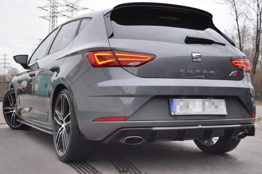 Diffuser V.1 Seat Leon Cupra Mk3 FL Hatchback – bilde 3 av 4