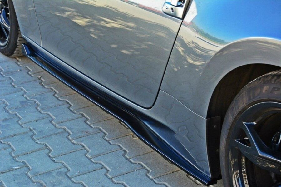 Sideskjørt V.1 Nissan 370Z – bilde 1 av 4