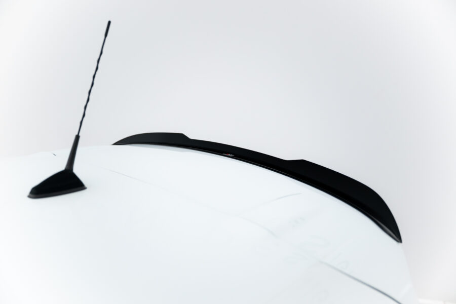 SPOILER CAP RENAULT CLIO MK4 RS – bilde 3 av 5