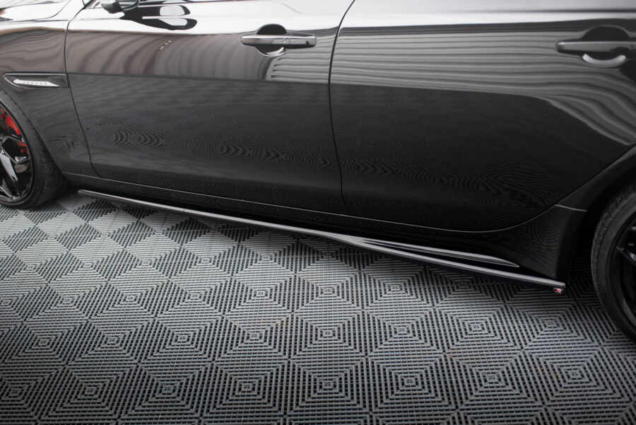 Splittersett Jaguar XE X760 Facelift – bilde 6 av 20