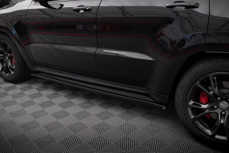 Sideskjørt Jeep Grand Cherokee SRT WK2 Facelift – bilde 3 av 5
