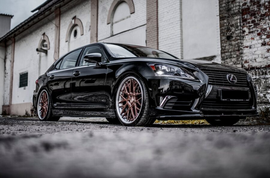 Sideskjørt Lexus LS Long Mk4 Facelift – bilde 4 av 7