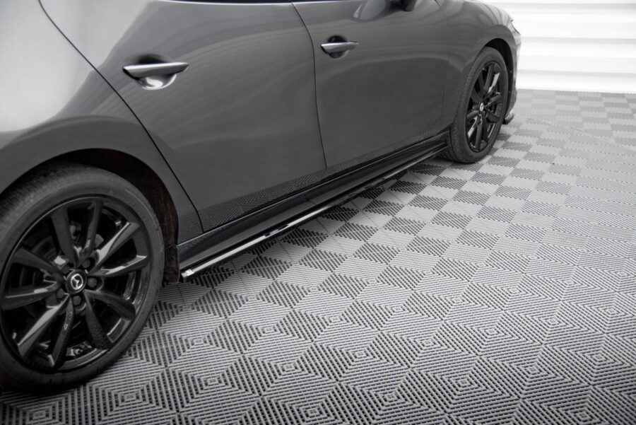 Sideskjørt Mazda 3 Mk4 – bilde 2 av 5