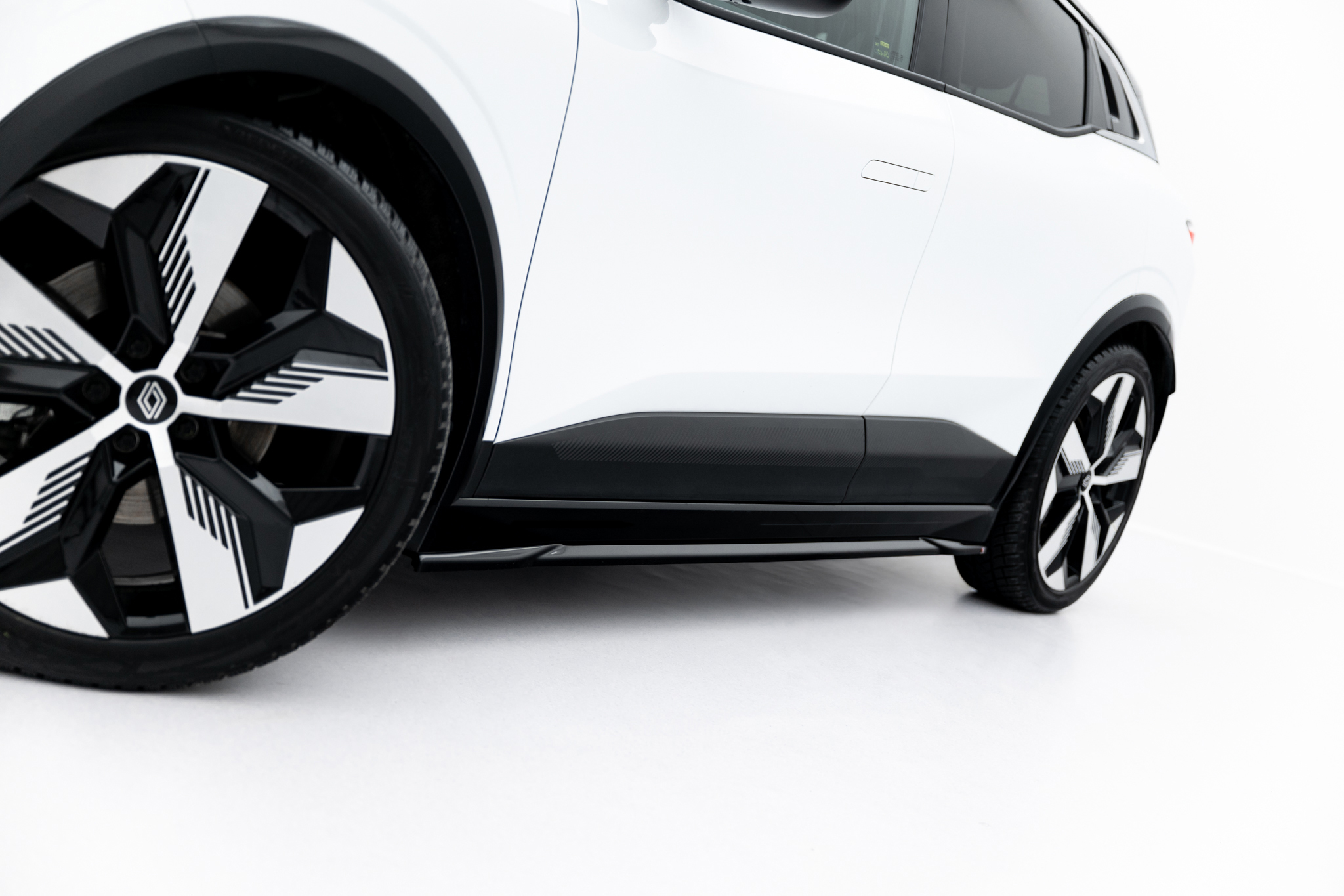 Sideskjørt Renault Megane E-Tech Electric Mk1