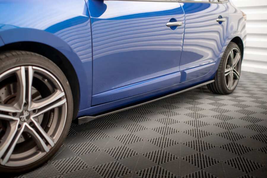 Sideskjørt Renault Megane GT Line Grandtour Mk3 Facelift – bilde 1 av 5
