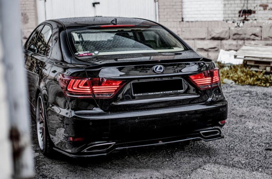 Spoiler Cap Lexus LS Mk4 Facelift – bilde 6 av 8