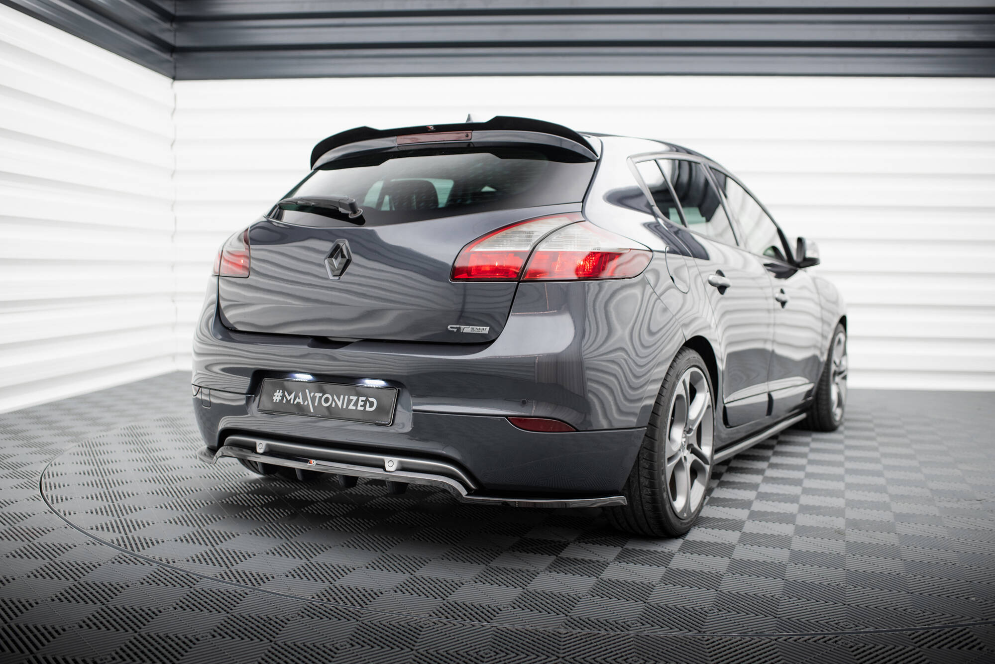 Spoiler Cap Renault Megane GT Mk3 Facelift - Bilde 3