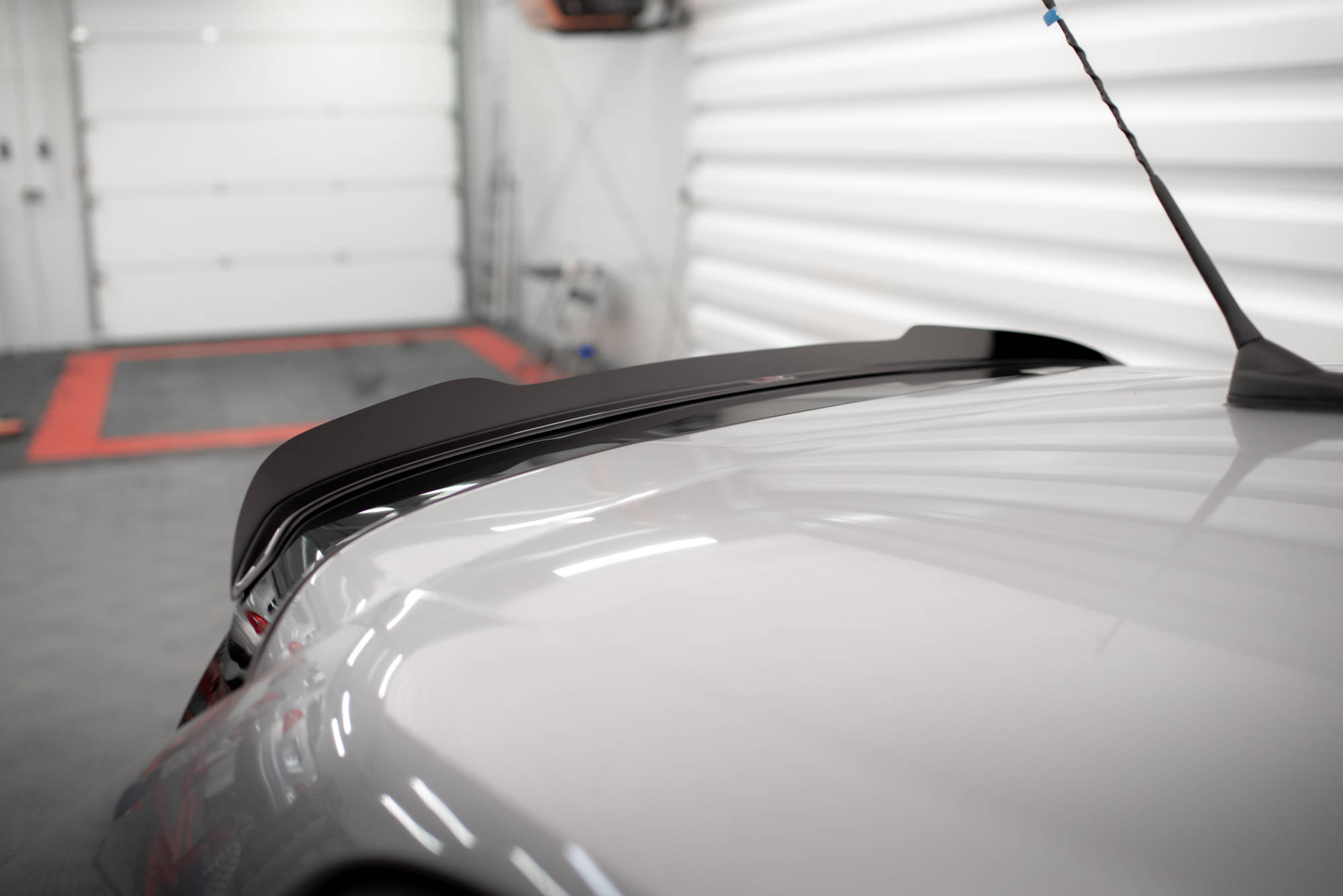 Spoiler Cap V.2 Peugeot 208 Mk2 - Bilde 2