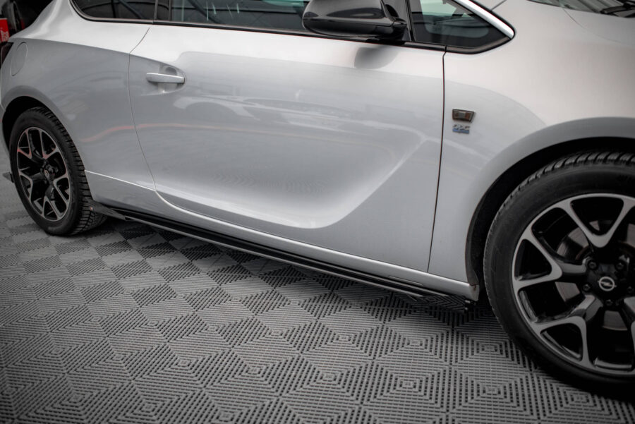Sideskjørt Street Pro Med Flaps Opel Astra GTC OPC-Line J – bilde 2 av 5
