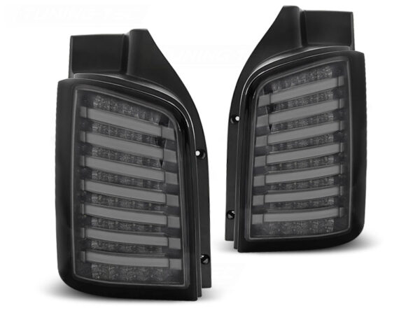 Baklykter VW T5 04.03-09/10-15 Bakluke LED Bar Røykfarget