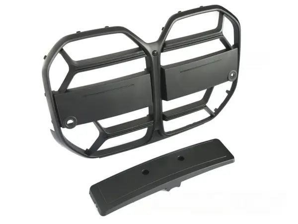 Grill BMW G26 GRAN Coupé 21-24 Sport Style Kamera Matt Svart